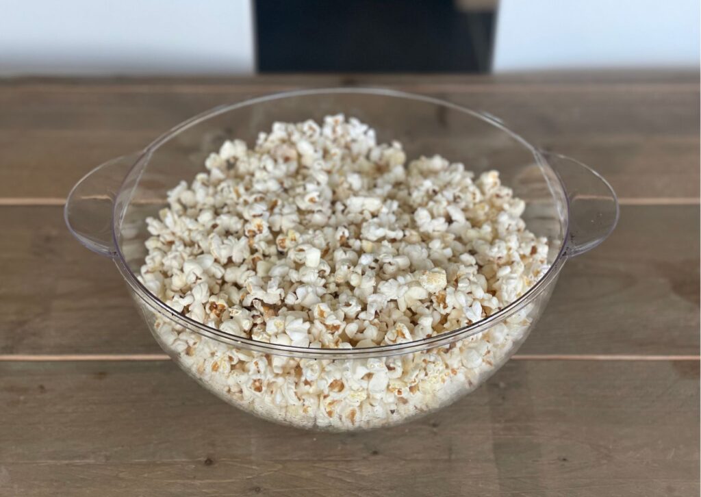 Popcorn in kom